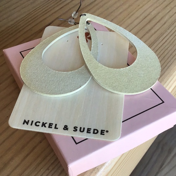 New Leather White Cutout Teardrop Large Earrings Nickel & Suede Silver Hardware - Picture 2 of 4